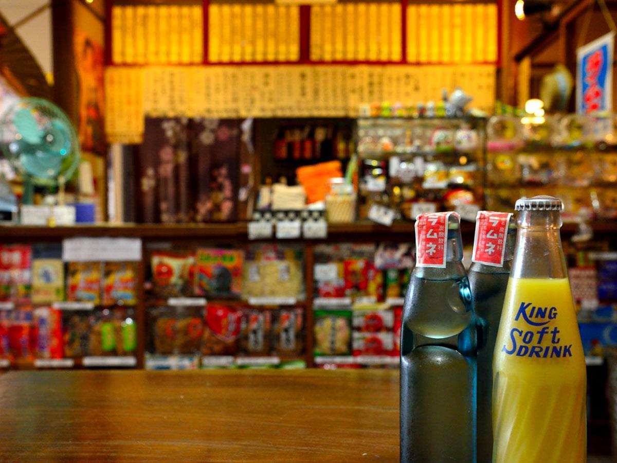 Yourou Onsen Honkan Onomichi Buitenkant foto
